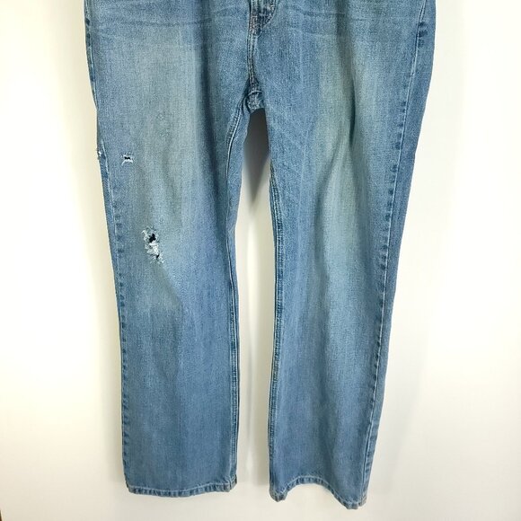 Ariat Jeans Men's 38x32 Blue Fade Denim Relaxed Boot Distressed Destroyed - Picture 2 of 12